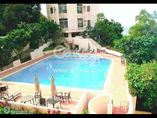 Stanley - Banoo Villa 12