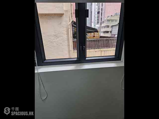 上環 - 皇后大道中321-323號 10