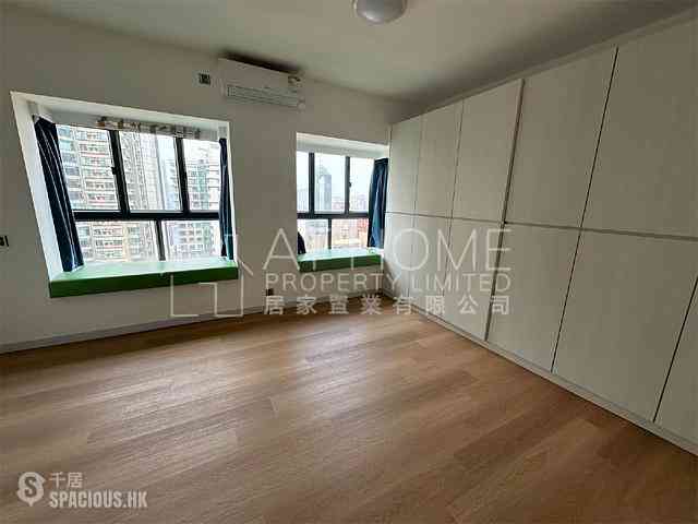Mid Levels Central - Winsome Park 06