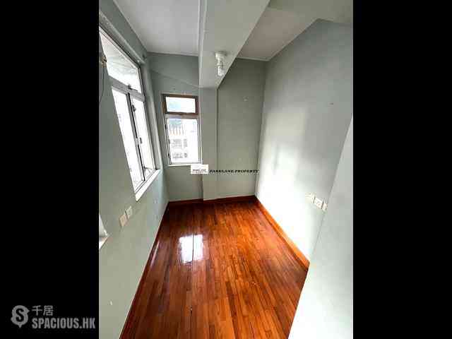 Tai Hang - 16A-16B, King Street 05