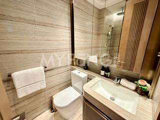 Central - One Central Place 16