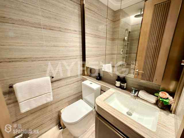 Central - One Central Place 16