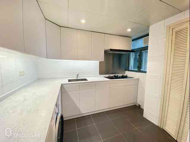 Mid Levels West - 80 Robinson Road 15