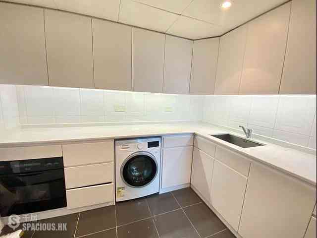 Mid Levels West - 80 Robinson Road 16