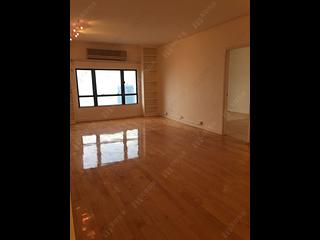 Mid Levels West - Scenic Heights Block 2 03