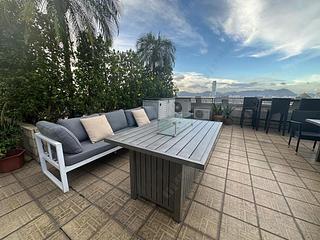 Mid Levels West - Scenic Heights Block 2 04