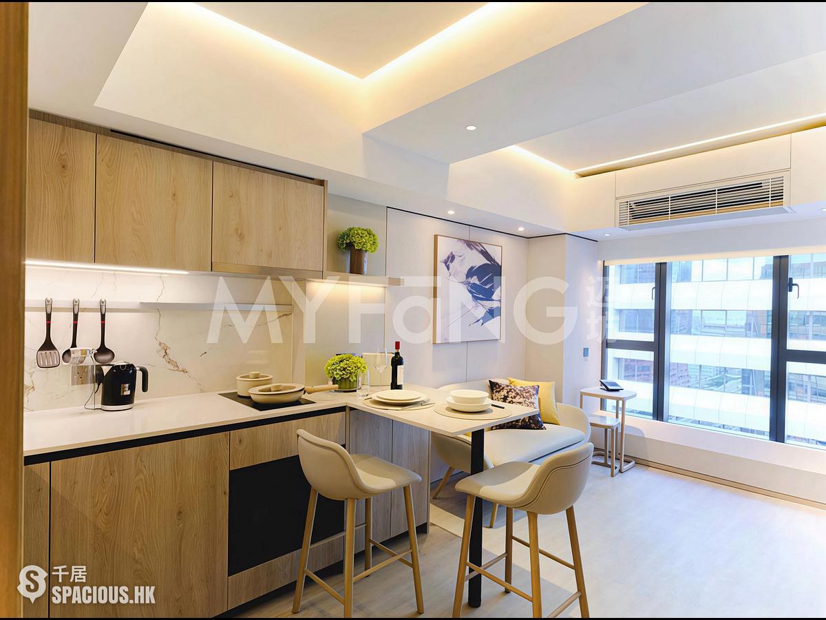 Sheung Wan - The Bauhinia 01