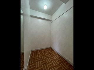 Mid Levels West - Realty Gardens 06
