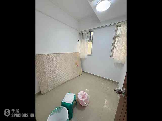 Mong Kok - Kam Kun House 03