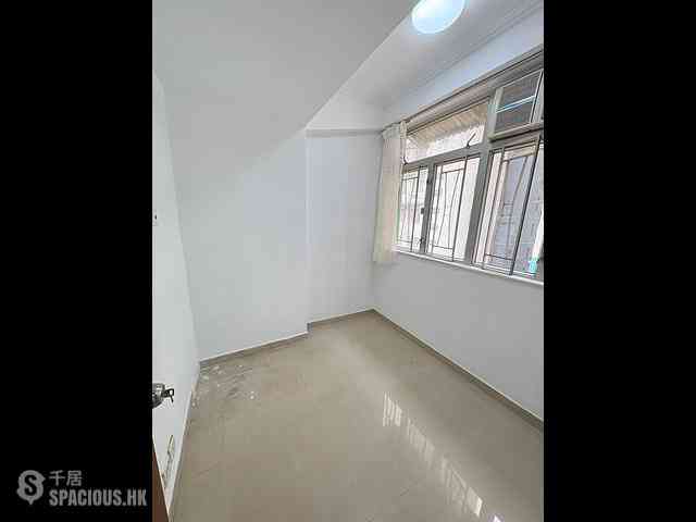 Mong Kok - Kam Kun House 04