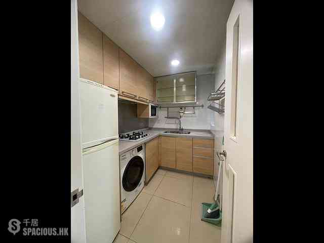 Wan Chai - The Zenith Phase 1 Block 2 05