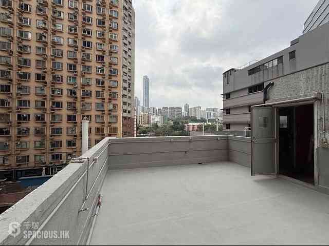 Mong Kok - Hung Tat Building 06