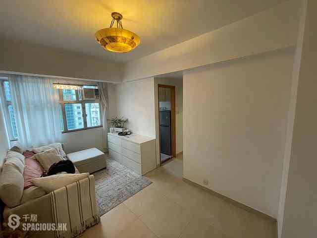 Sai Ying Pun - Koon Wah Building 02