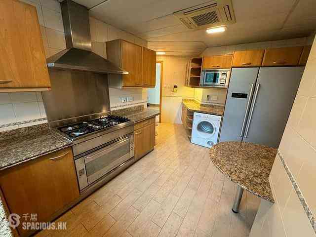 Mid Levels Central - Fairlane Tower 12