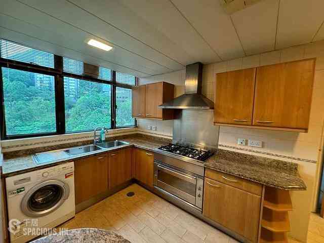 Mid Levels Central - Fairlane Tower 13