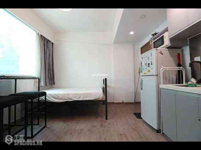 Wan Chai - Ming Yan Mansion 03