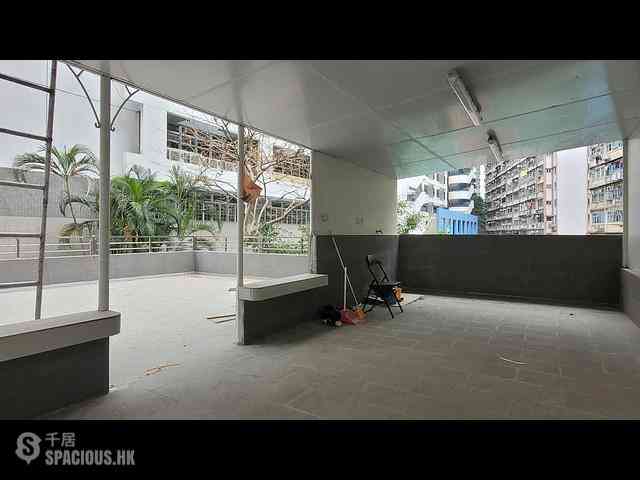 Quarry Bay - Bo Fung Gardens Block C 01