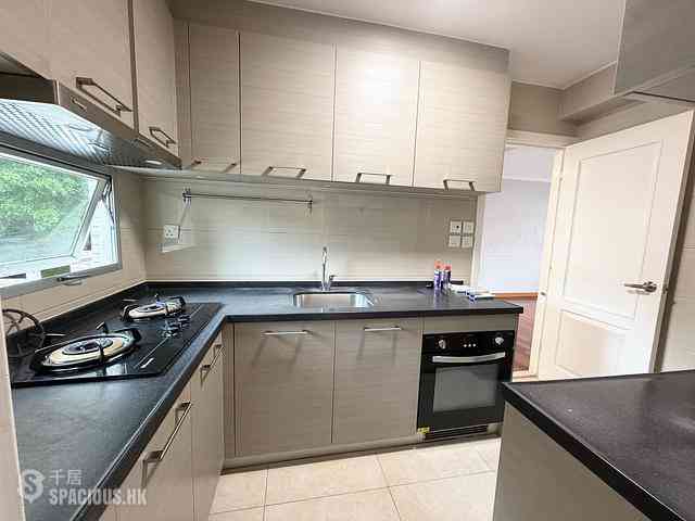 Braemar Hill - Braemar Hill Mansions Block 15 05