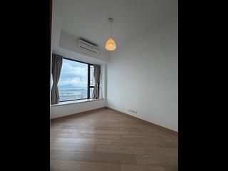 Tung Chung - The Visionary Tower 10 06