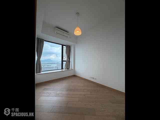 Tung Chung - The Visionary Tower 10 06