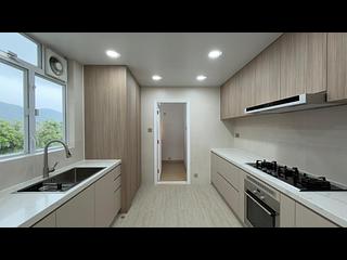 Chung Hom Kok - Hillgrove 05