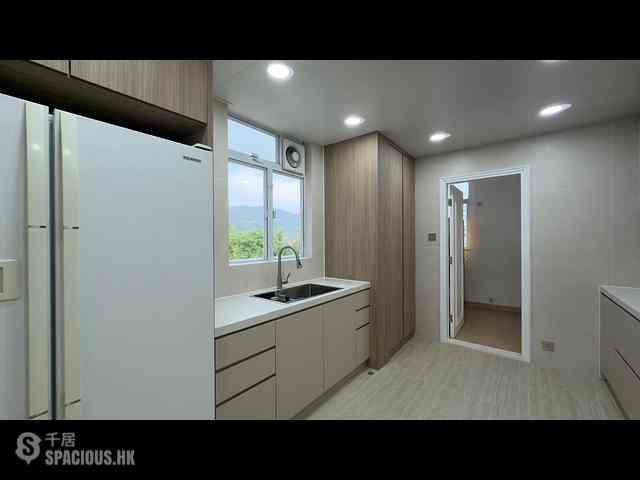 Chung Hom Kok - Hillgrove 06