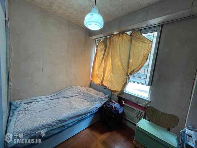 Wan Chai - Phoenix Court Block 3 07
