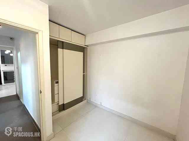 Quarry Bay - Kornhill Block R 07