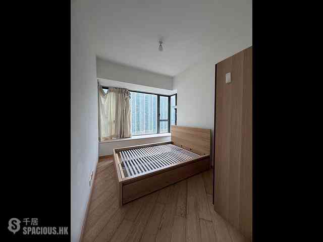 Tung Chung - The Visionary Tower 10 09