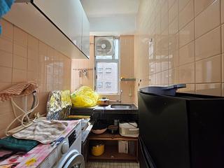 Sai Ying Pun - Yee Shun Mansion 06