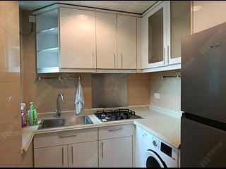 Tung Chung - Caribbean Coast Phase 1 Monterey Cove Tower 3 02