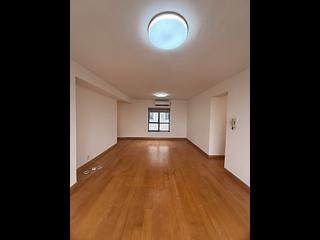 Mid Levels Central - The Grand Panorama Block 2 03