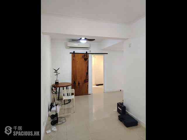 Kennedy Town - Han Yu Building 10