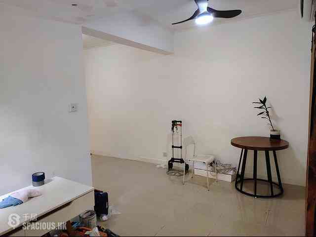 Kennedy Town - Han Yu Building 12