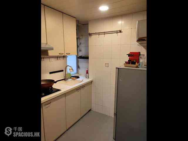 Kennedy Town - Han Yu Building 14