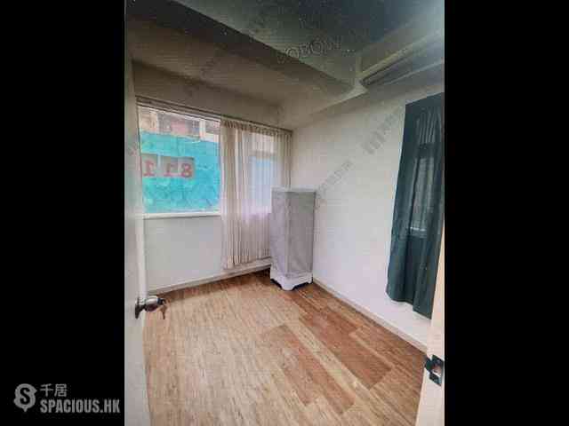 Wan Chai - Nin Fung Mansion 02