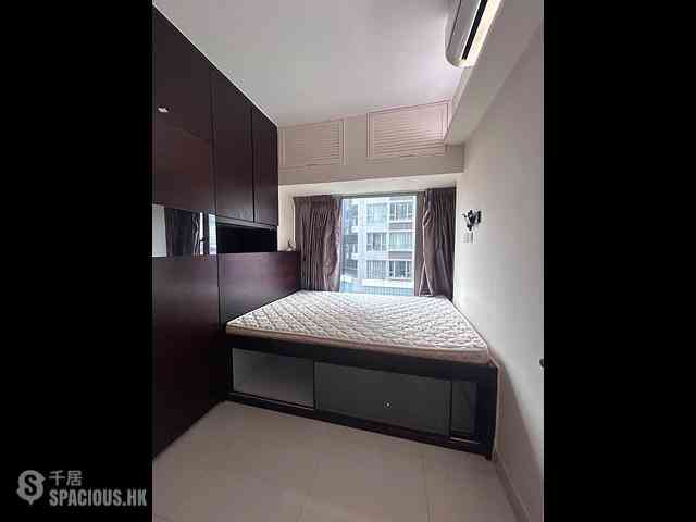 Wan Chai - The Zenith Phase 1 Block 2 03