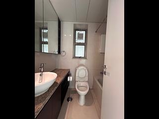 Wan Chai - The Zenith Phase 1 Block 2 04