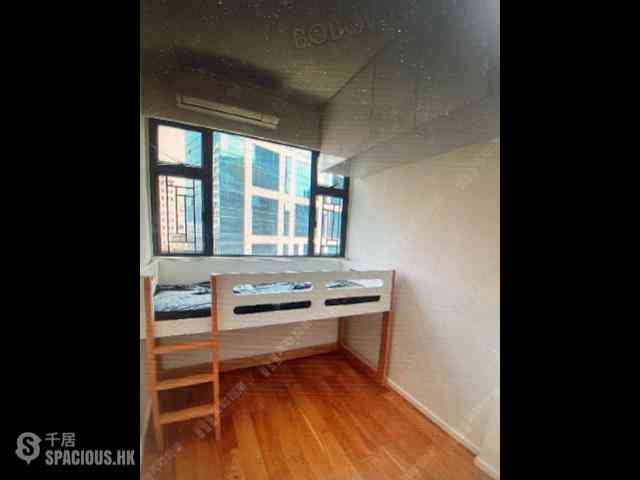 Wan Chai - Kwong Wah Building 03