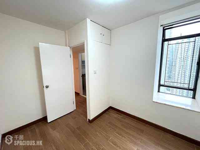 Quarry Bay - Kornhill Block P 08