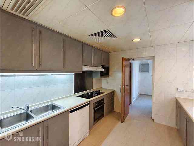 Mid Levels East - 82, Bamboo Grove 12