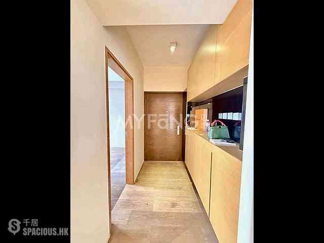 Mid Levels West - Villa Veneto 17