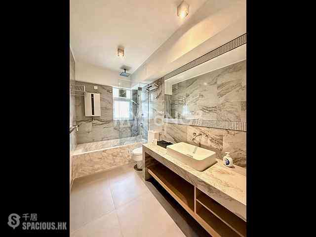Mid Levels West - Villa Veneto 18