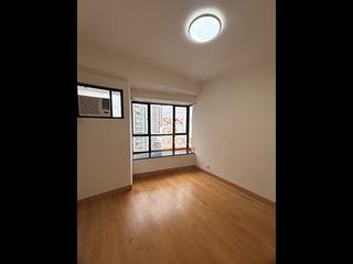 Mid Levels Central - The Grand Panorama Block 2 07