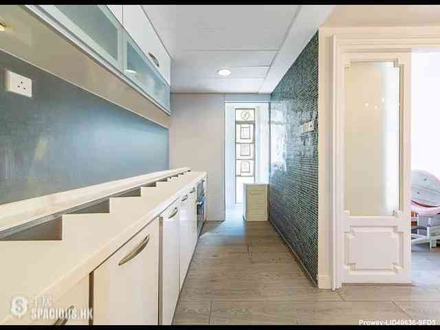 Stubbs Road - Crescent Heights 09