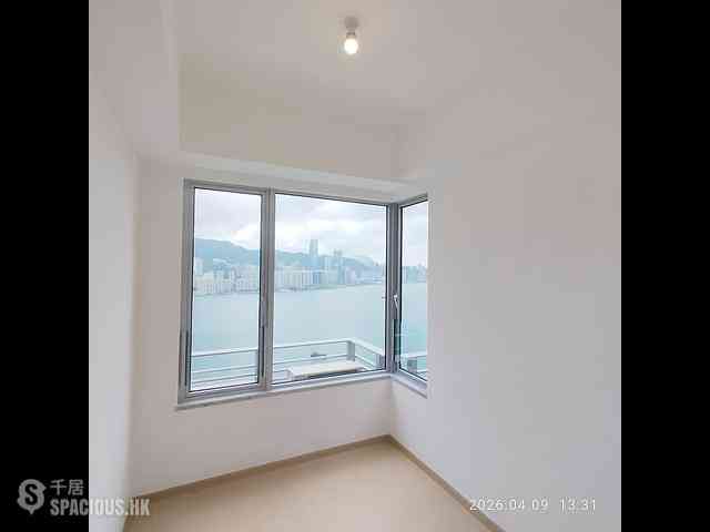 Yau Tong - The Coast Line 09