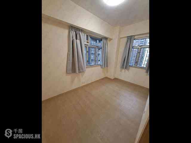 Sai Ying Pun - True Light Building 01