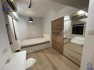 Sheung Wan - 179-181, Queen's Road West 02