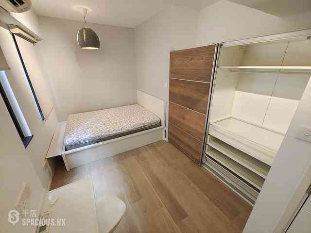 Sheung Wan - 179-181, Queen's Road West 14