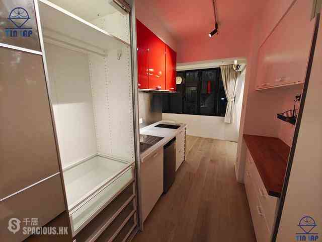 Sheung Wan - 179-181, Queen's Road West 04
